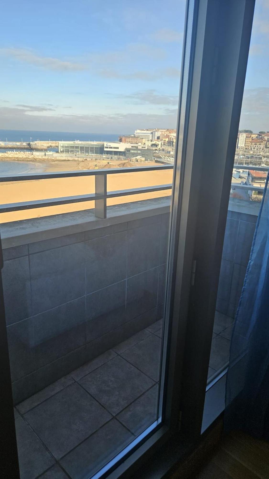 Sunshine Beach Gijón Kültér fotó